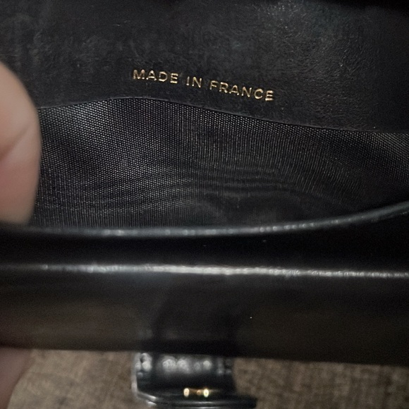 Chanel Vintage Caviar Wallet - Picture 5 of 6